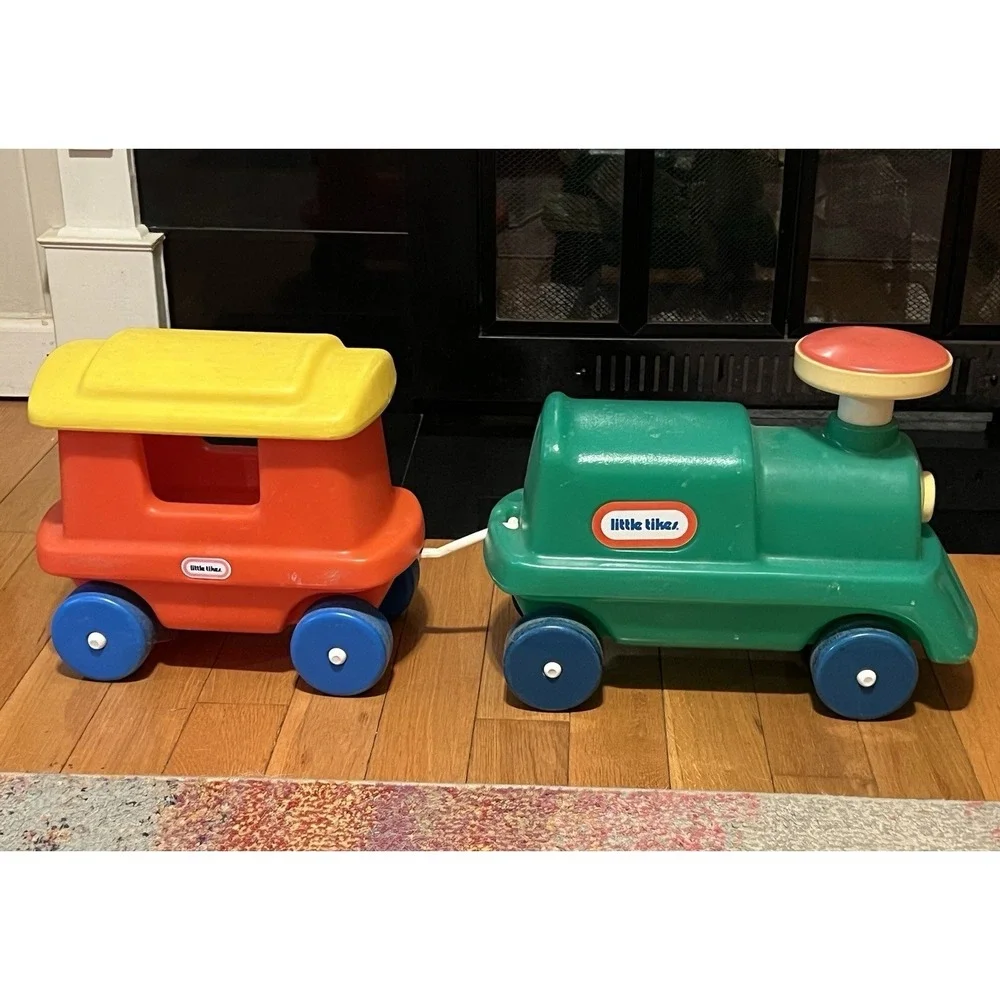 Vintage Little Tikes Chugga Choo Choo Ride-On Train CLEAN -Engine And Caboose
